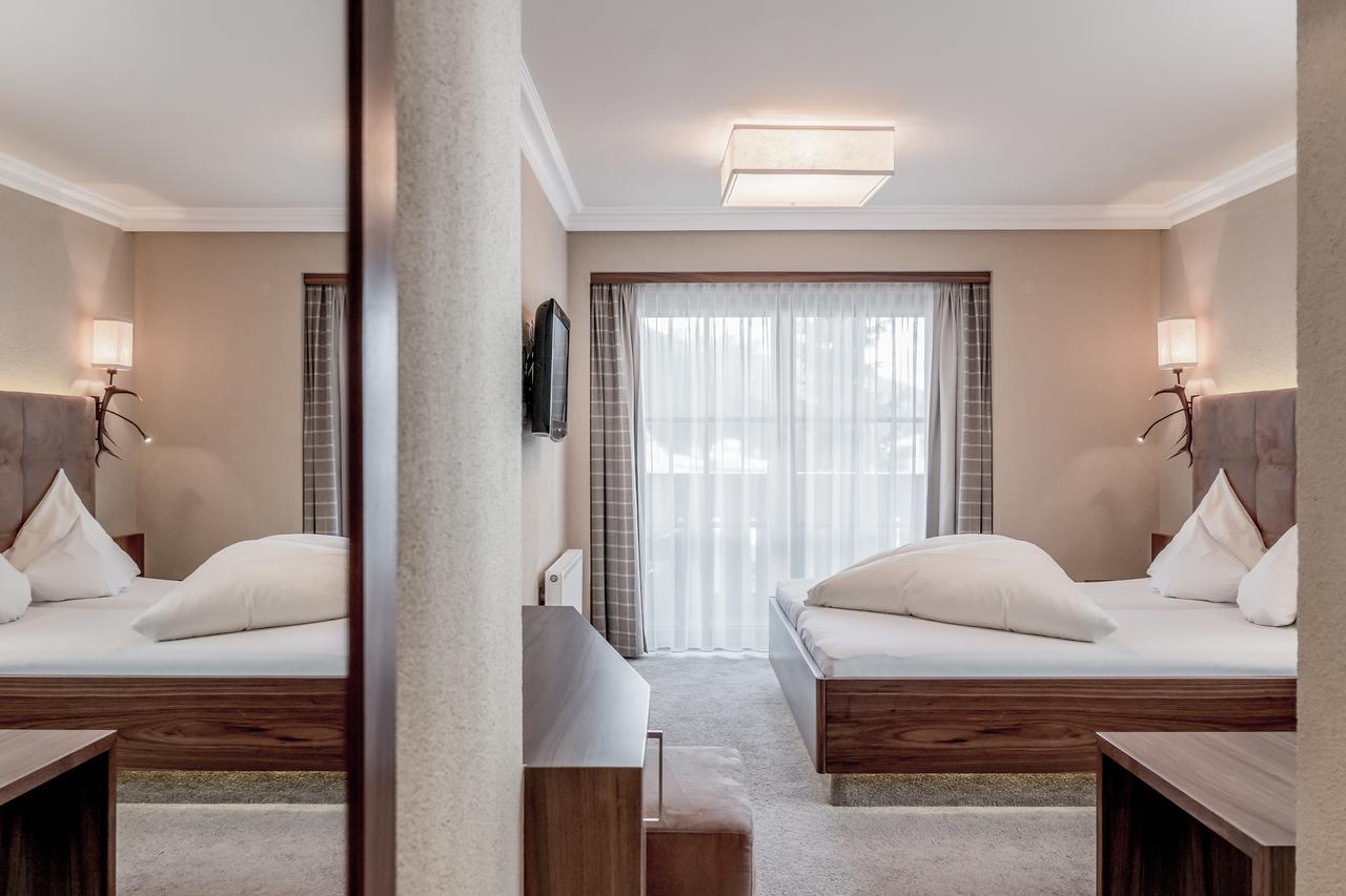Hotel Garni Caroline 4*