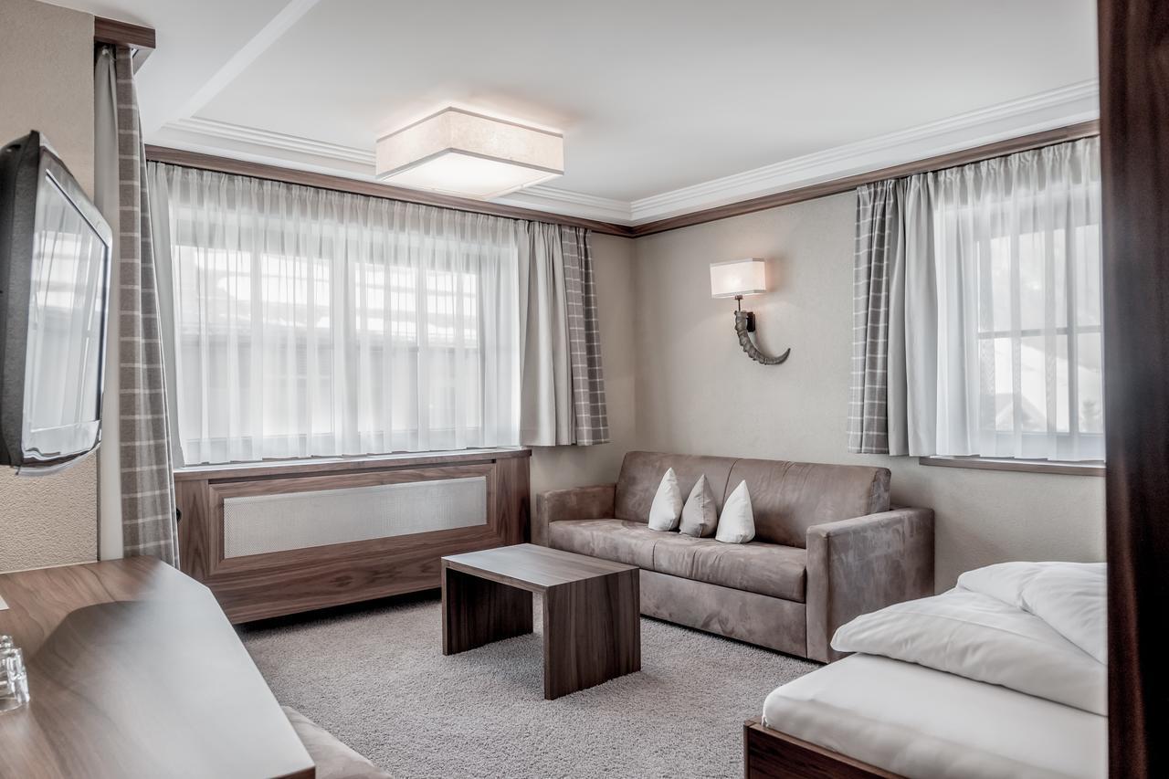 Garni Caroline Hotel 4*
